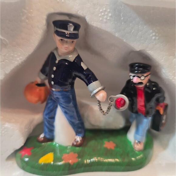 Dept 56 Halloween Kids Set of 3 55186 Snow Village Halloween - Picture 6 of 8